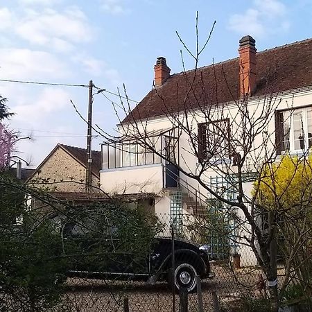 Les Noyers Monestois Entre Cher Et Canal De Berry Mennetou-sur-Cher Exteriör bild