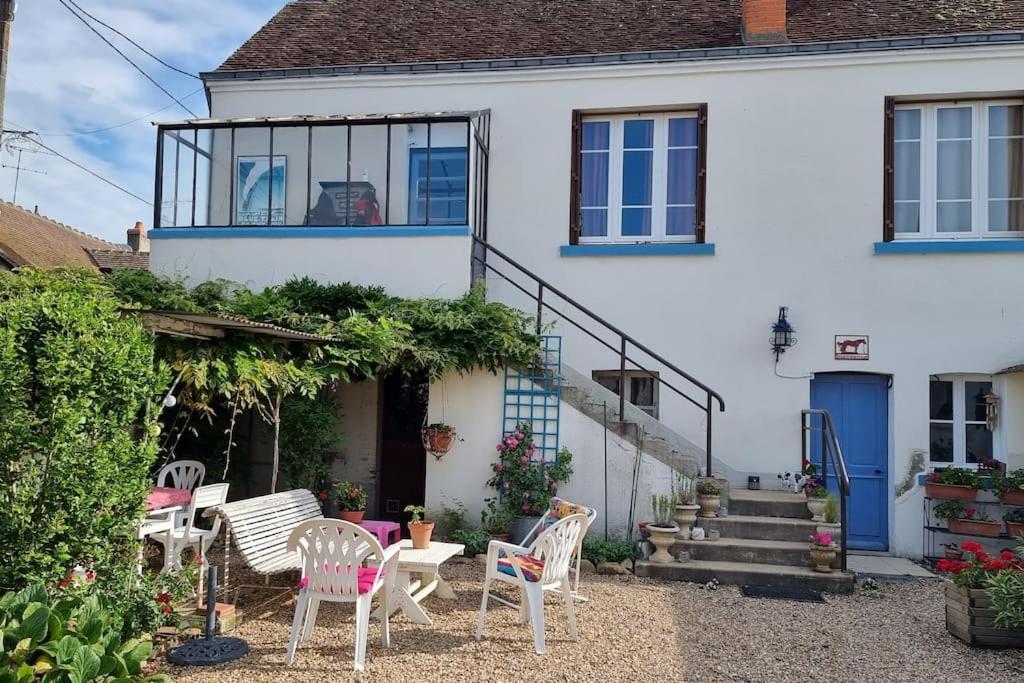 Les Noyers Monestois Entre Cher Et Canal De Berry Mennetou-sur-Cher Exteriör bild