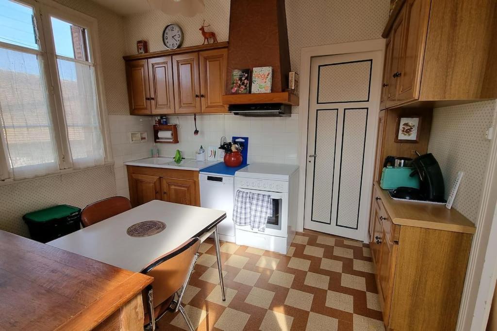 Les Noyers Monestois Entre Cher Et Canal De Berry Mennetou-sur-Cher Exteriör bild