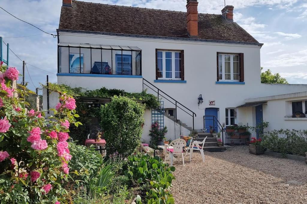 Les Noyers Monestois Entre Cher Et Canal De Berry Mennetou-sur-Cher Exteriör bild